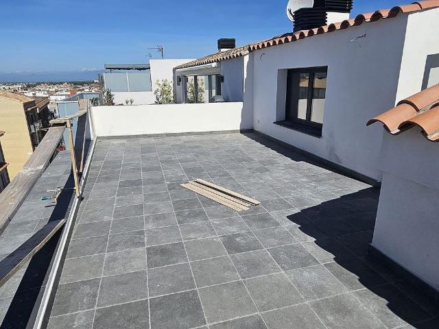 Piso en venta en calle Raval Dels Grecs, Roses, de 134 m² 3 habitaciones por 640.000