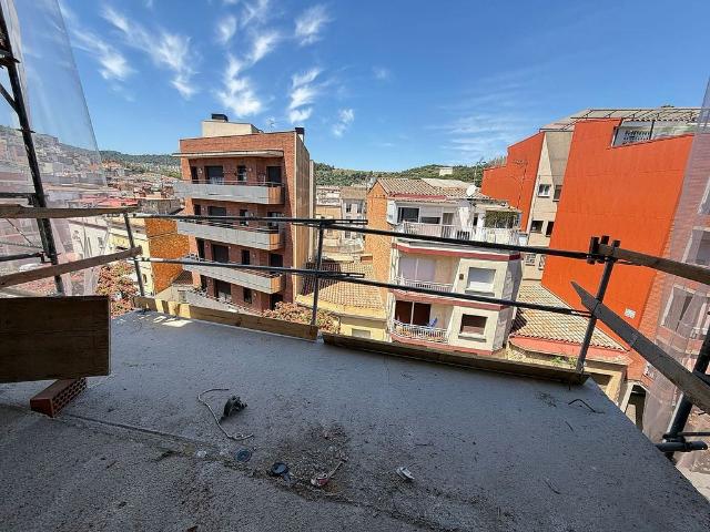 Piso en venta en calle Reixagó, Montcada i Reixac, de 54 m² 2 habitaciones por 210.000