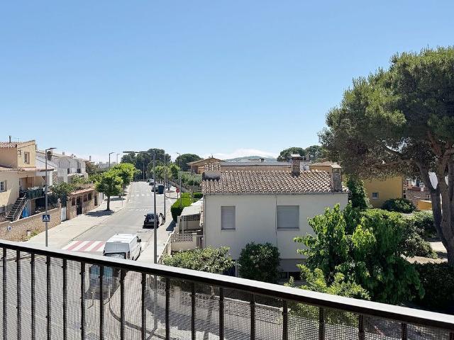 Piso en venta en calle Ribera, Escala, L´, de 93 m² 2 habitaciones por 310.000