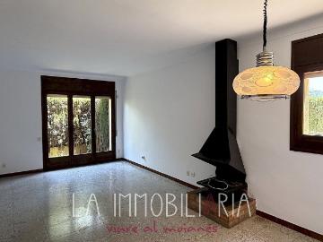 Piso en venta en calle Rocacorba, Castellterçol, de 88 m² 4 habitaciones por 160.000