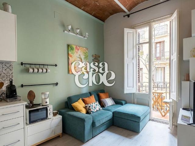 Piso en venta en calle Rogent, Barcelona, de 53 m² 2 habitaciones por 320.000