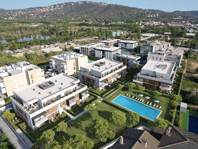 Piso en venta en calle Roma, Castell Platja d´Aro, de 76 m² 3 habitaciones por 465.000