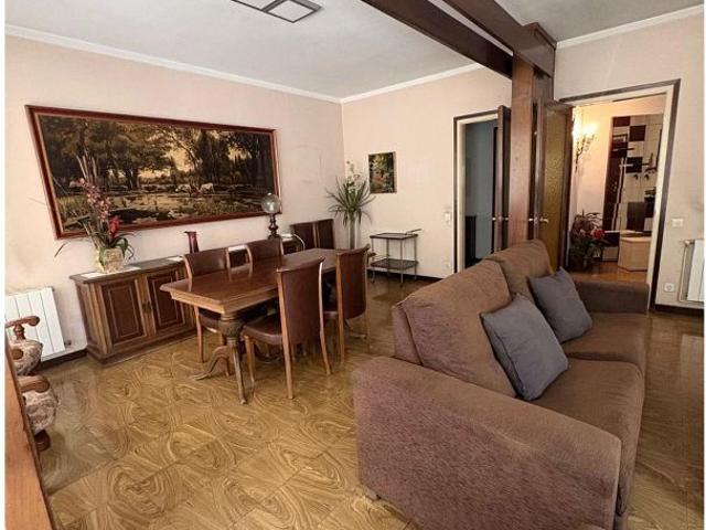Piso en venta en calle Roses de Les, Sant Feliu de Llobregat, de 167 m² 5 habitaciones por 530.000