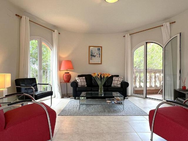 Piso en venta en calle Roses, Torroella de Fluvià, de 68 m² 2 habitaciones por 178.000