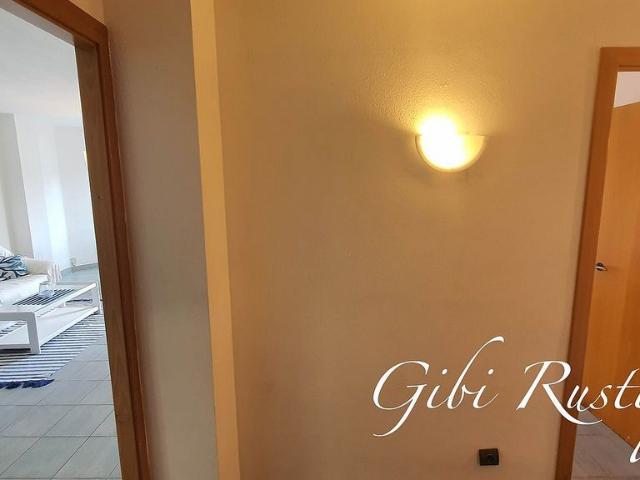 Piso en venta en calle Salvador Albert i Pey, Palamós, de 60 m² 2 habitaciones por 240.000