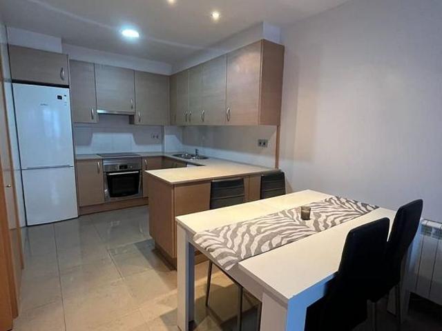 Piso en venta en calle Salvador Espriu, Berga, de 65 m² 2 habitaciones por 135.000