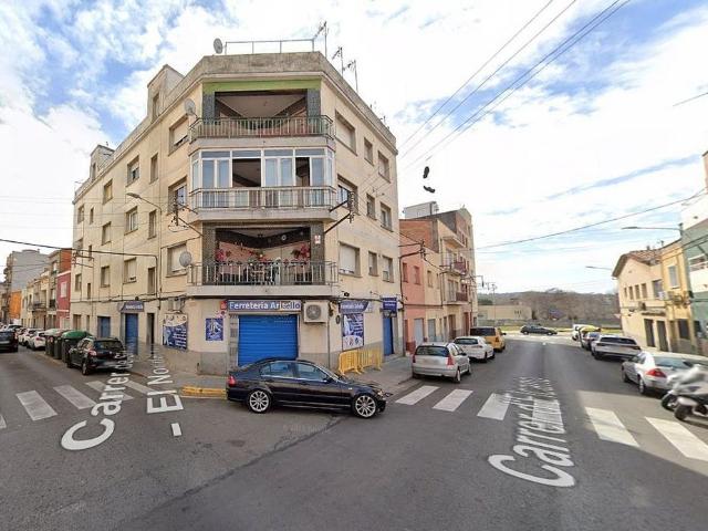 Piso en venta en calle Salvador Seguí Noi del Sucre, Sabadell, de 57 m² 1 habitación por 79.000