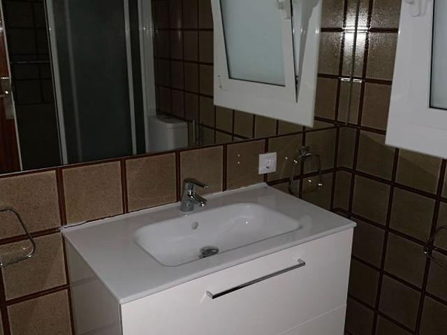 Piso en venta en calle Sans I Ribes, Lleida, de 131 m² 3 habitaciones por 150.000