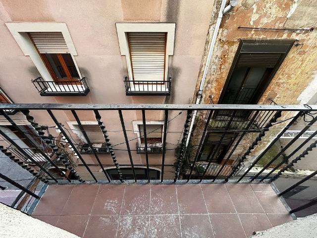Piso en venta en calle Sant Antoni, Valls, de 90 m² 3 habitaciones por 70.000