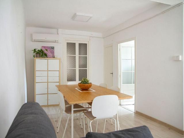 Piso en venta en calle Sant Ana, Barcelona, de 92 m² 2 habitaciones por 430.000