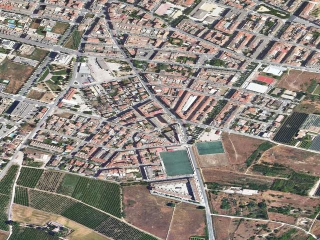 Piso en venta en calle Sant Agustí, Lleida, de 106 m² 3 habitaciones por 100.000