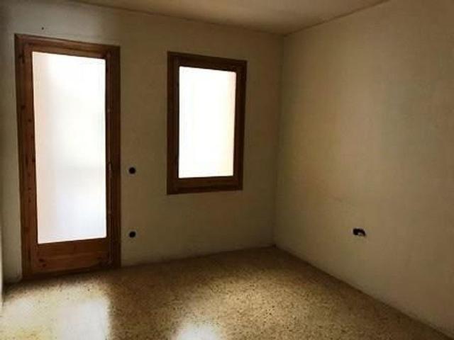 Piso en venta en calle Sant Joan, Capellades, de 118 m² 5 habitaciones por 189.000
