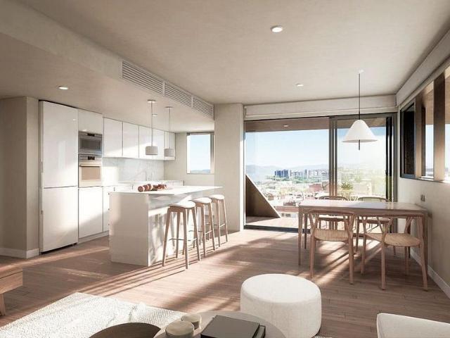 Piso en venta en calle Sant Joan Despí, Cornellà de Llobregat, de 111 m² 3 habitaciones por 650.000