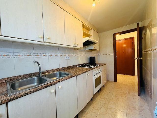 Piso en venta en calle Sant Sadurni D'anoia, Vilafranca del Penedès, de 70 m² 3 habitaciones por 160.000