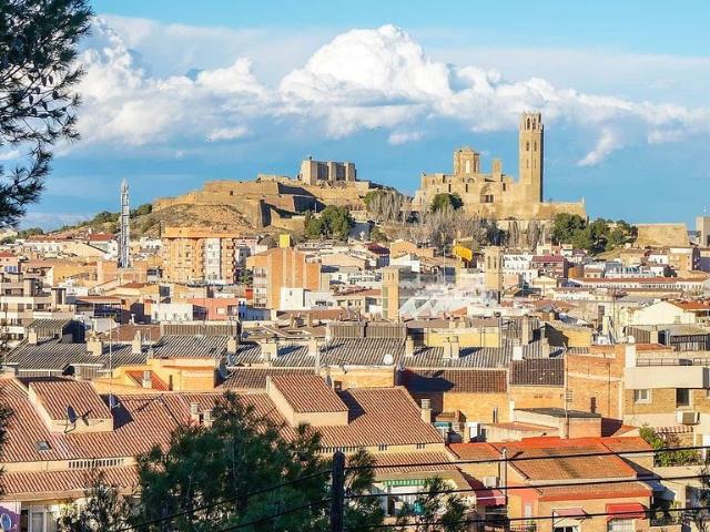Piso en venta en calle Sant Sebastia, Alcarràs, de 171 m² 5 habitaciones por 114.000