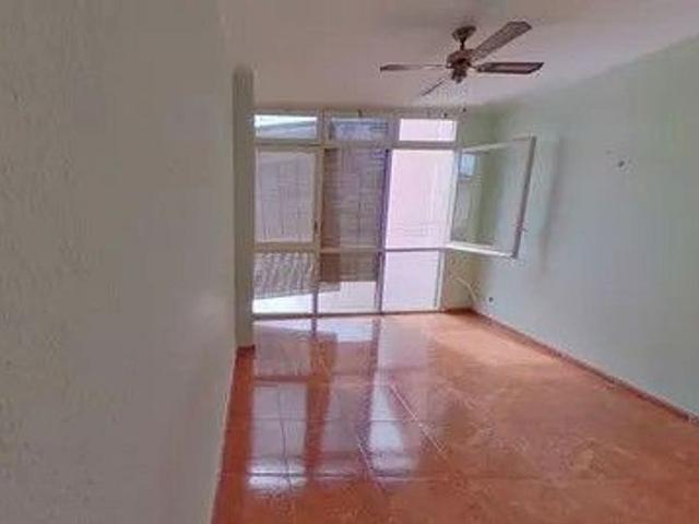 Piso en venta en calle Sant Pere, Valls, de 60 m² 3 habitaciones por 65.000