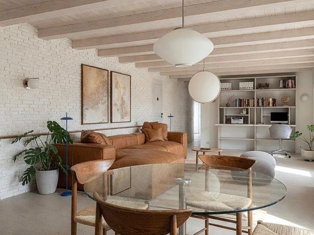 Piso en venta en calle Sant Pere Mes Baix, Barcelona, de 95 m² 6 habitaciones por 348.000