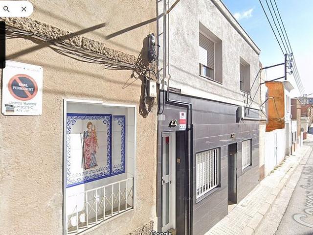 Piso en venta en calle Santa Eulàlia, Sabadell, de 71 m² 3 habitaciones por 123.000