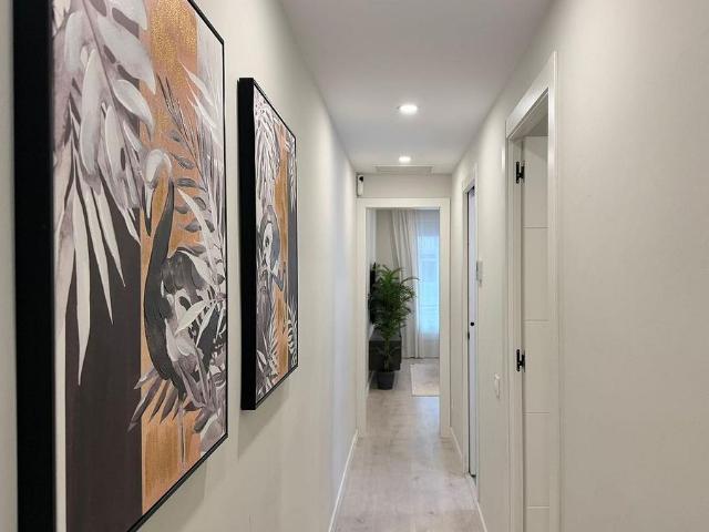 Piso en venta en calle Sardenya, Barcelona, de 82 m² 3 habitaciones por 530.000