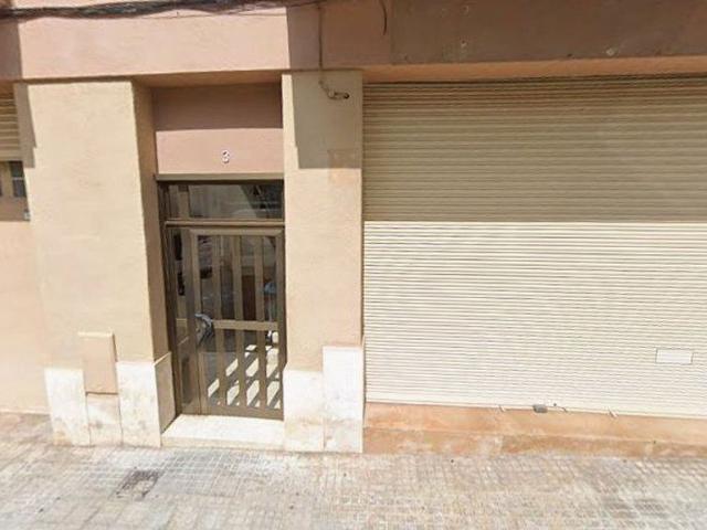 Piso en venta en calle Segarra, Valls, de 84 m² 4 habitaciones por 97.000