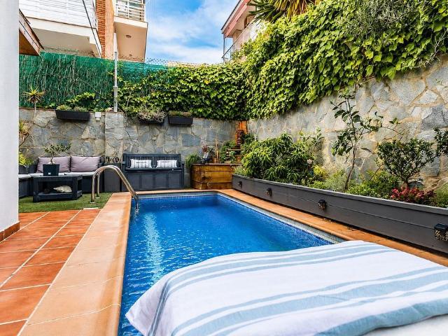 Piso en venta en calle Socias, Sitges, de 110 m² 4 habitaciones por 720.000