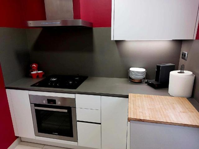 Piso en venta en calle Tajo, Barcelona, de 60 m² 1 habitación por 285.000