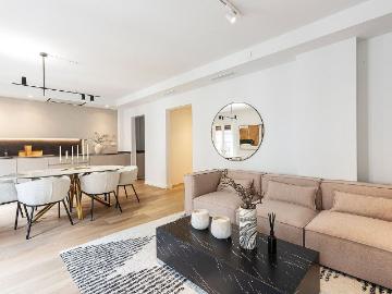 Piso en venta en calle Tallers, Barcelona, de 108 m² 3 habitaciones por 689.000