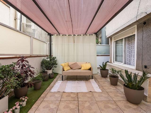 Piso en venta en calle Terrassa, Rubí, de 104 m² 3 habitaciones por 275.000