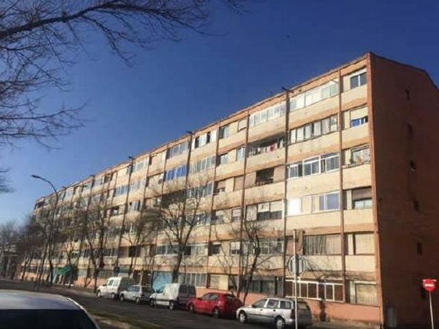 Piso en venta en calle Torelló, Vic, de 68 m² 3 habitaciones por 117.000