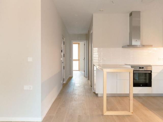 Piso en venta en calle Torre D´En Damians, Barcelona, de 75 m² 2 habitaciones por 578.500