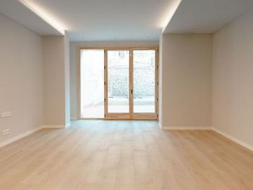 Piso en venta en calle Torre D´En Damians, Barcelona, de 97 m² 1 habitación por 581.500