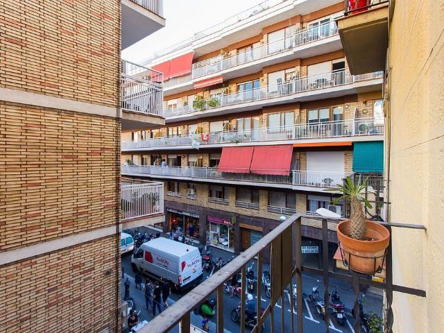 Piso en venta en calle Torrent de L'olla, Barcelona, de 46 m² 2 habitaciones por 325.000