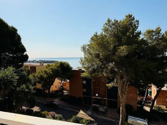 Piso en venta en calle Urcatusa, Sant Feliu de Guíxols, de 104 m² 3 habitaciones por 370.000