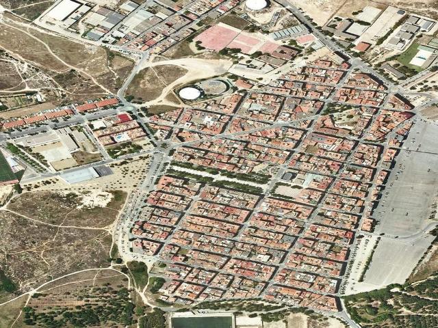 Piso en venta en calle Vuit, Tarragona, de 81 m² 2 habitaciones por 100.000