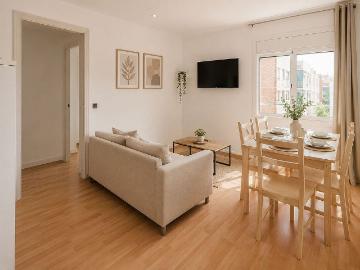 Piso en venta en calle Valencia, Barcelona, de 109 m² 4 habitaciones por 375.000