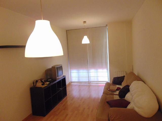 Piso en venta en calle Vallparda, Hospitalet de Llobregat, L´, de 70 m² 2 habitaciones por 225.000