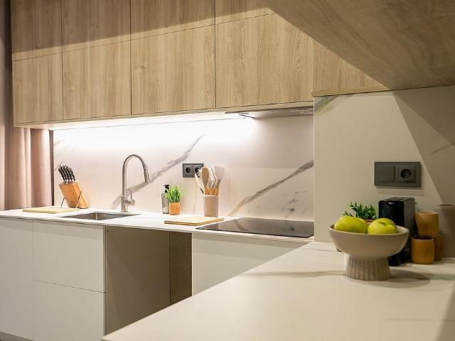 Piso en venta en calle De Bismarck, Barcelona, de 93 m² 2 habitaciones por 320.000