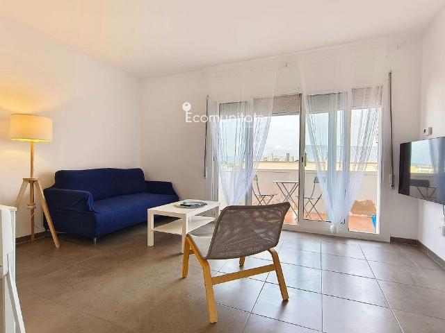 Piso en venta en calle Verge de Montserrat, Amposta, de 80 m² 4 habitaciones por 120.000