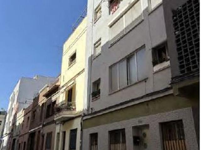Piso en venta en calle Verge de Las Maravillas, Mataró, de 54 m² 2 habitaciones por 91.500