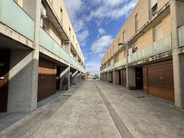 Piso en venta en calle Verinal, Tona, de 184 m² 2 habitaciones por 199.000