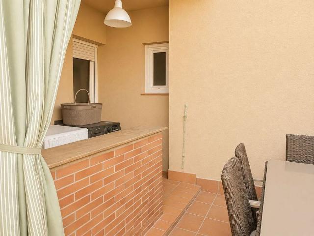 Piso en venta en calle VIC, Sant Fruitós de Bages, de 107 m² 4 habitaciones por 195.000