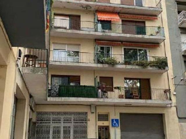 Piso en venta en calle Víctor Català, Figueres, de 101 m² 1 habitación por 73.600