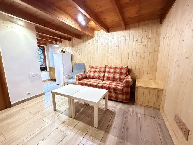 Piso en venta en calle Avenguda Deth Pas D'arró, Vielha e Mijaran, de 22 m² 2 habitaciones por 155.000