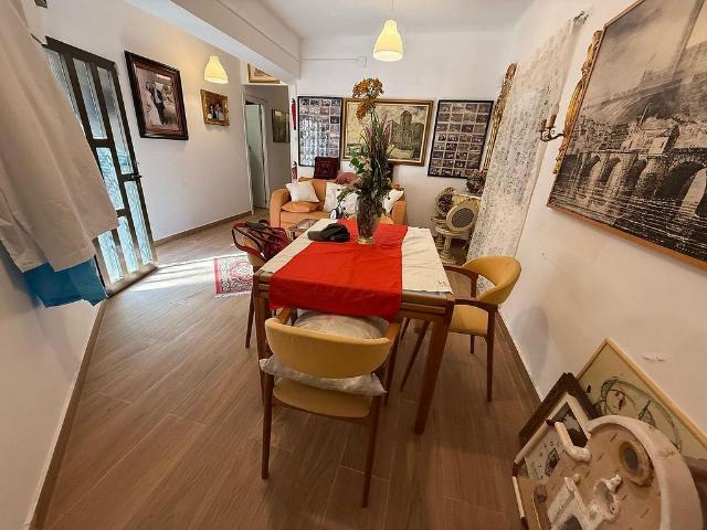 Piso en venta en calle Vintidos, Tarragona, de 73 m² 3 habitaciones por 131.000