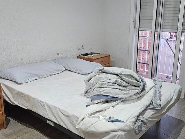 Piso en venta en calle Vintiquatre, Tarragona, de 56 m² 2 habitaciones por 56.000