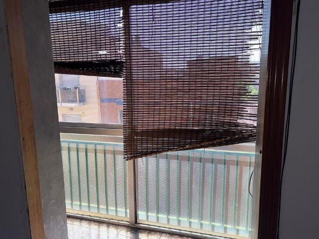 Piso en venta en calle Vintiu, Tarragona, de 60 m² 3 habitaciones por 94.000