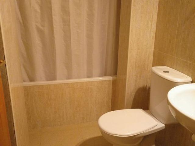 Piso en venta en calle Volta, Terrassa, de 42 m² 1 habitación por 145.000