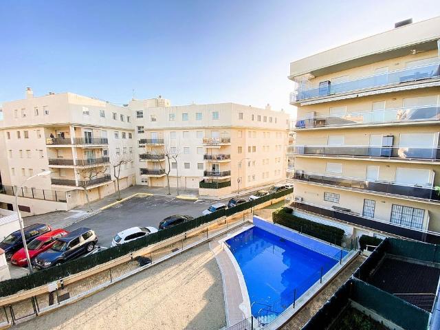 Piso en venta en calle Xalet del Bau, Cambrils, de 84 m² 2 habitaciones por 350.000