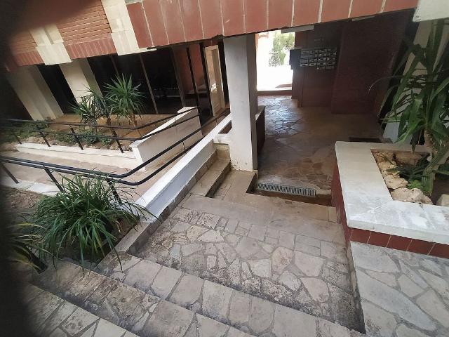 Piso en venta en calle Zona Ayuntamiento, Corbera de Llobregat, de 165 m² 4 habitaciones por 480.000