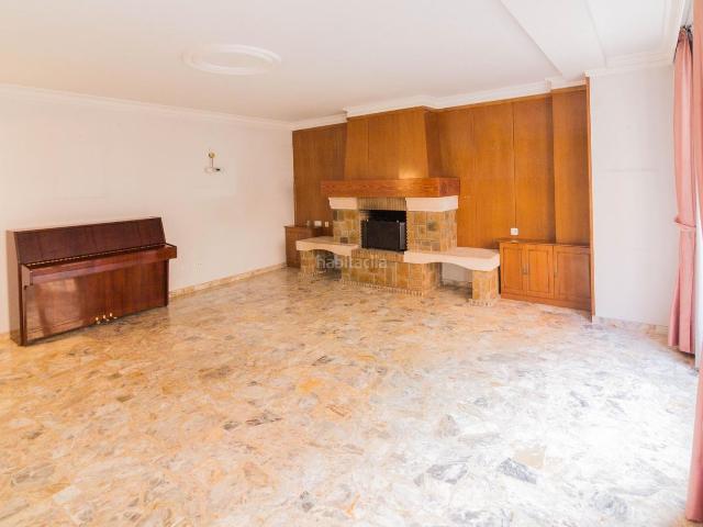 Piso en venta en Callosa de Segura. IMPRESIONANTE PISO CON 5 DORMITORIOS Y MÁS DE 240M2 EN CALLOSA DE SEGURA GARAJE Y TRASTERO OPCIONALES. Pisos Callosa de.